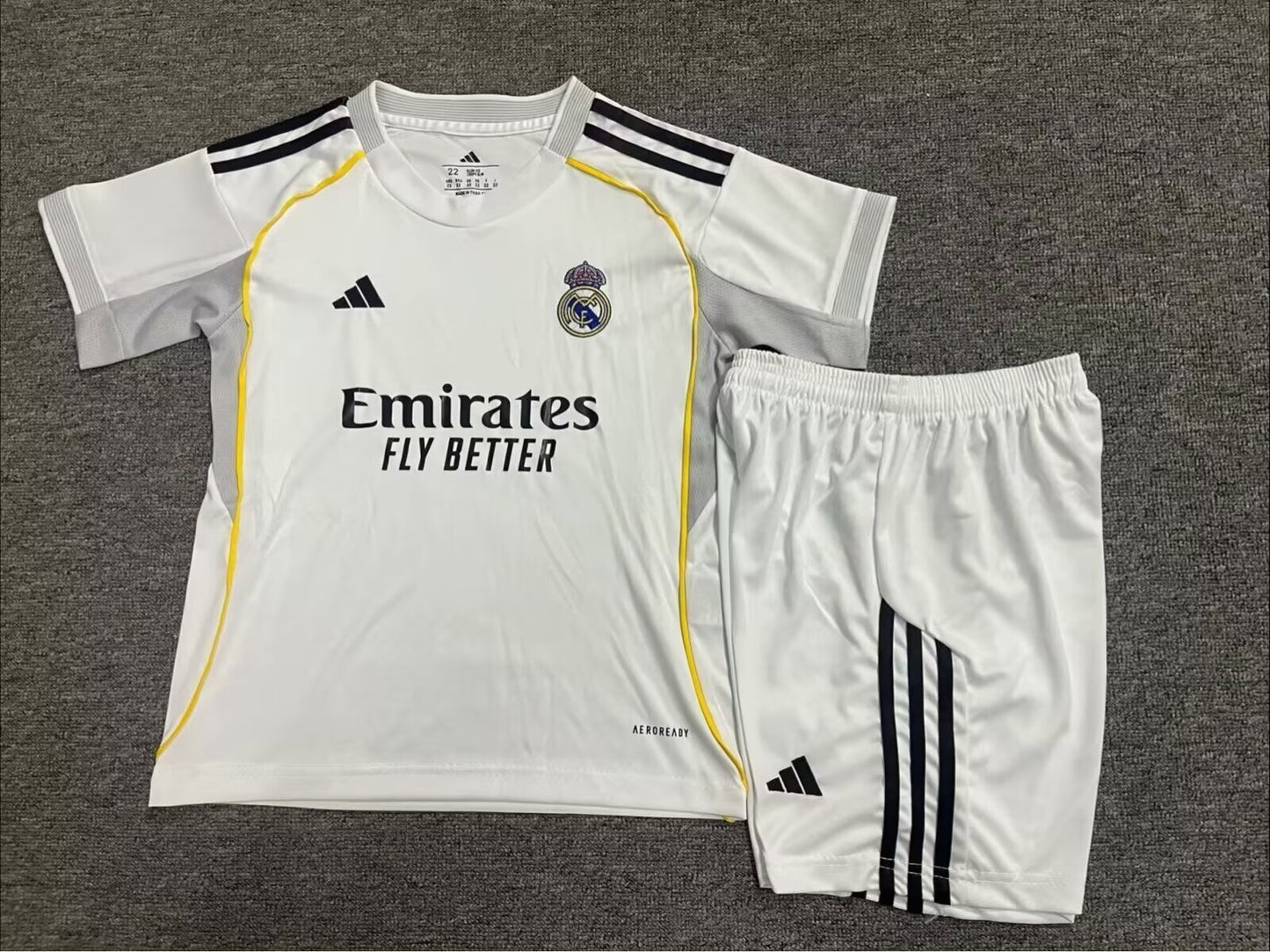 Maillot Real Madrid Domicile Kids