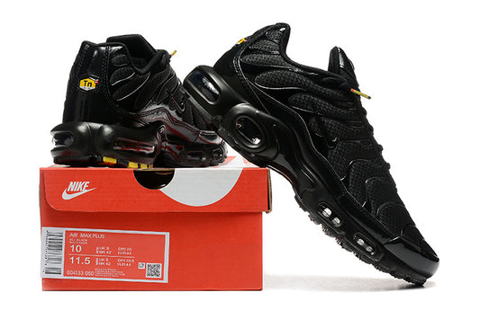 Nike Air Max Plus "Triple Black"