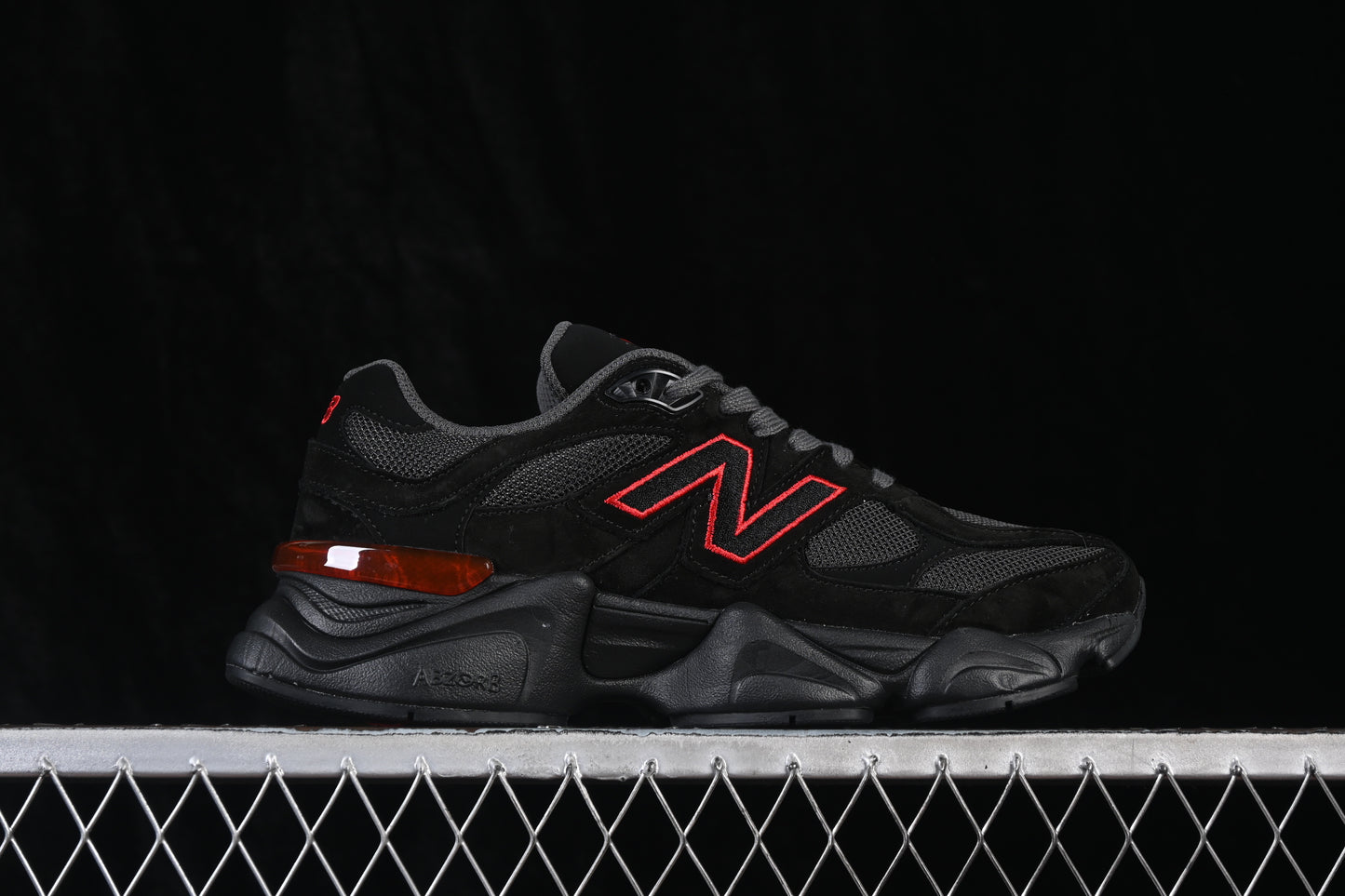 New Balance 9060 - Black / Red