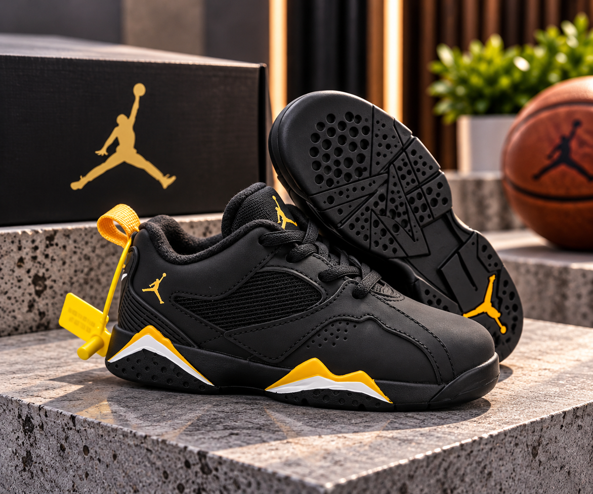 👟 Jordan – Sneakers Enfant Noir & Jaune