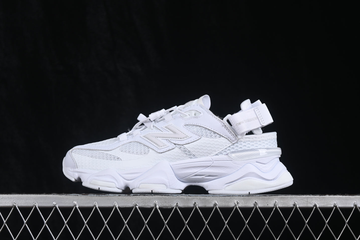 New Balance 9060 - White / Quartz