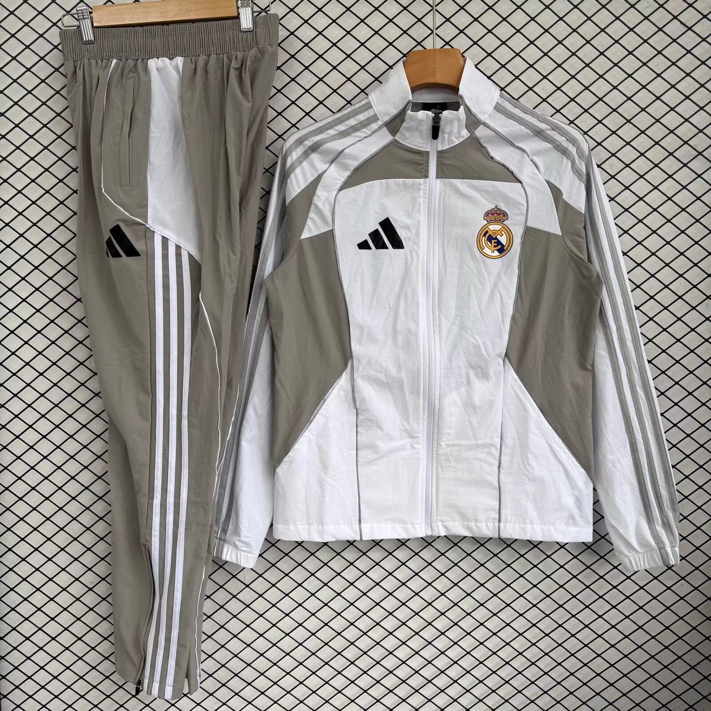Ensemble Real Madrid 2025-26