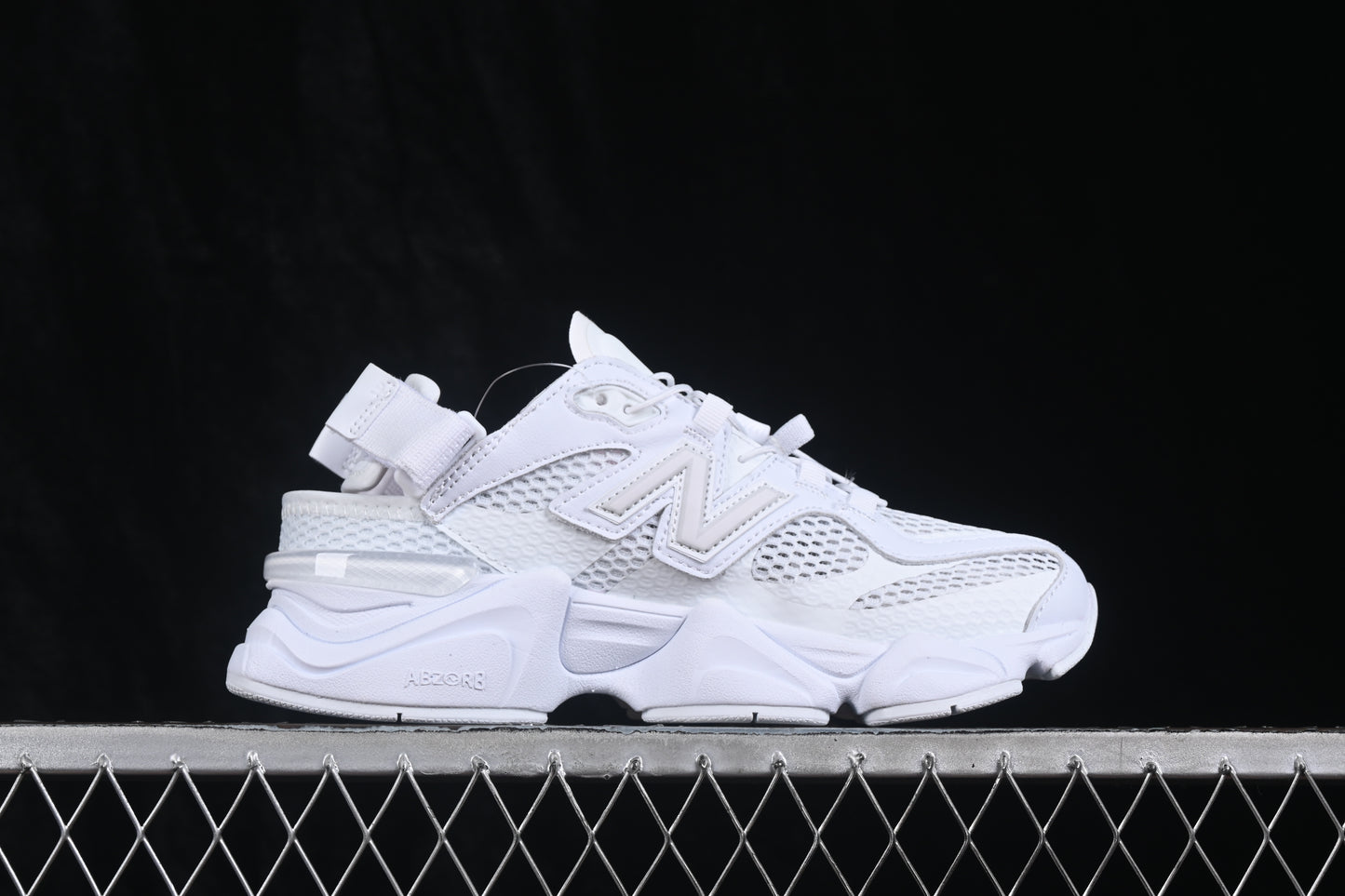 New Balance 9060 - White / Quartz