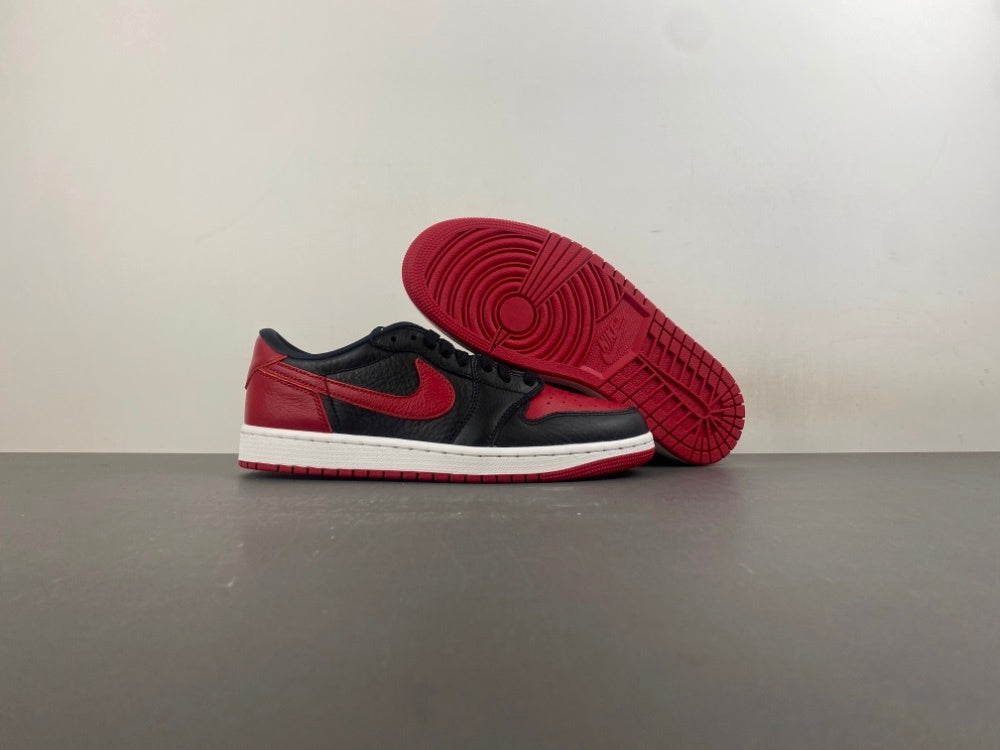 Air Jordan 1 Low OG "Banned"